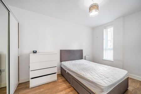 Studio to rent - Photo 3