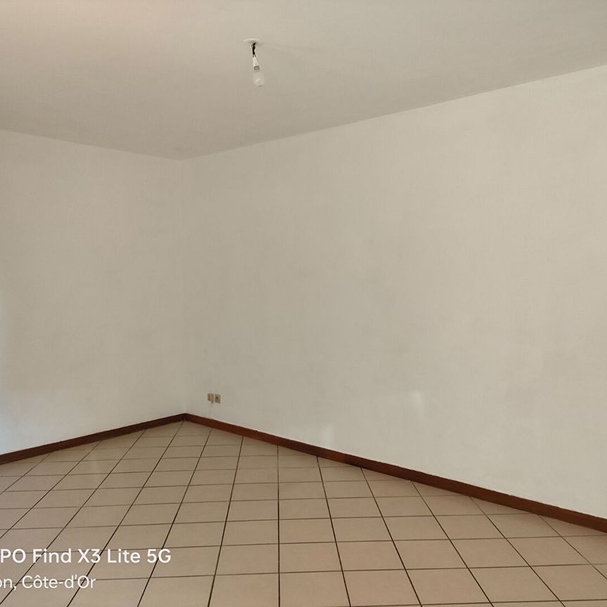 Location Appartement 1 pièce 31m² - Photo 1