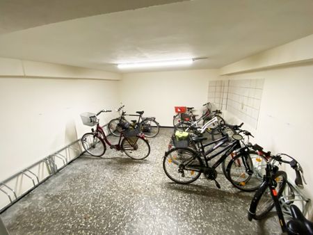 Hier wird kernsaniert - inkl. Fahrradkeller + PKW-Stellplatz + Gartennutzung - Photo 3