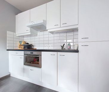 Studio - à louer - 1200 Woluwe-Saint-Lambert - 850 € - Photo 2