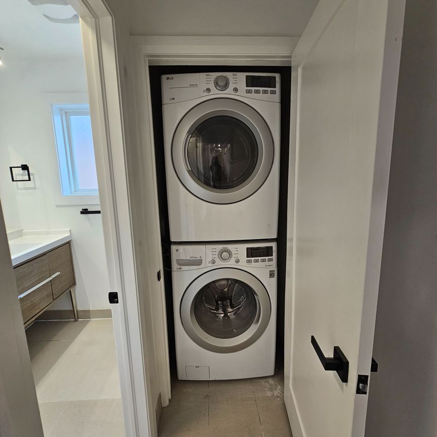 For Lease - 2170B Dufferin Street Unit# Upper Lvl, Toronto, Ontario - Photo 1