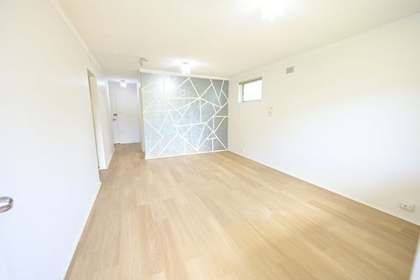 Stylish Two Bedroom Unit - Photo 1