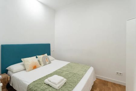 Calle Isabel La Católica, Madrid, Community of Madrid 28013 - Photo 2