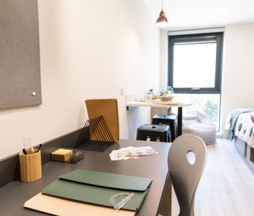 Studio to rent - Photo 5