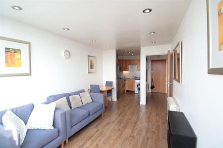 1 bedroom apartment to rent - Photo 2