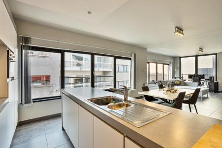 Duplexappartement met 2 slaapkamers in centrum Lennik - Photo 3