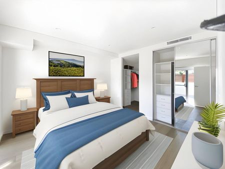 Stunning 3-bedroom, 2-bathroom Apartment - Photo 2