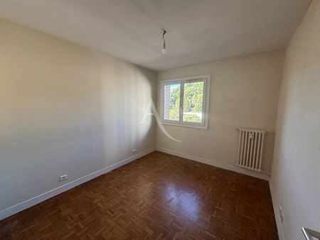 Location Appartement 3 pièces 56m² NICE 06100 - Photo 2