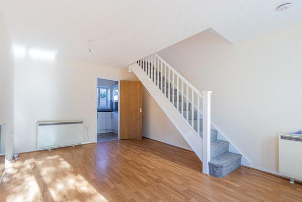 2 bedroom house to rent - Photo 1