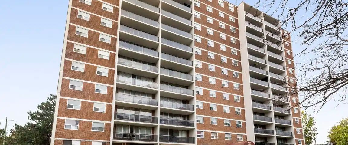 560 Birchmount Road — Junior 1 Bedroom - Photo 1