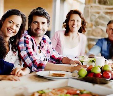 Over 18 Dinner - 7days - Photo 3