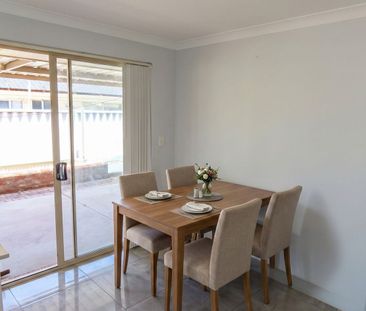 Modern 3 Bedroom Home Opposite Parakeelya Park – Close to Shops, EC... - Photo 2