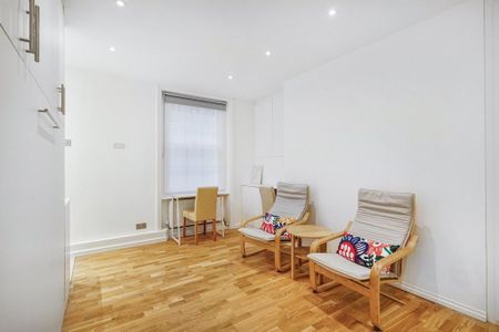 Studio to rent - Photo 2