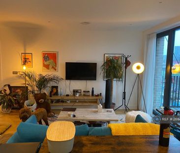 1 bedroom flat to rent - Photo 2