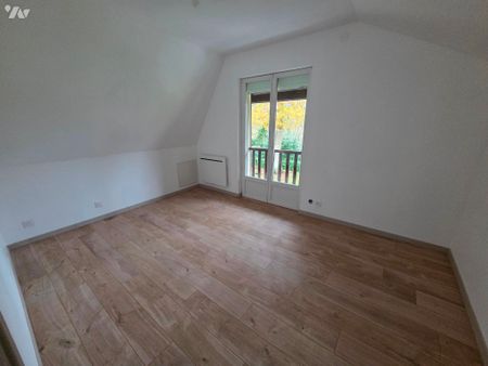 SAINT LAURENT EN CAUX, maison à louer 5 chambres, véranda avec jardin. - Photo 3