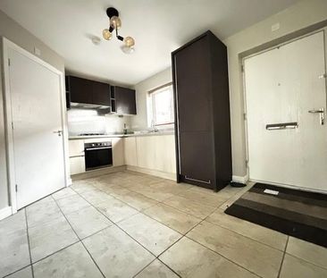 2 bedroom semi-detached house to rent - Photo 5