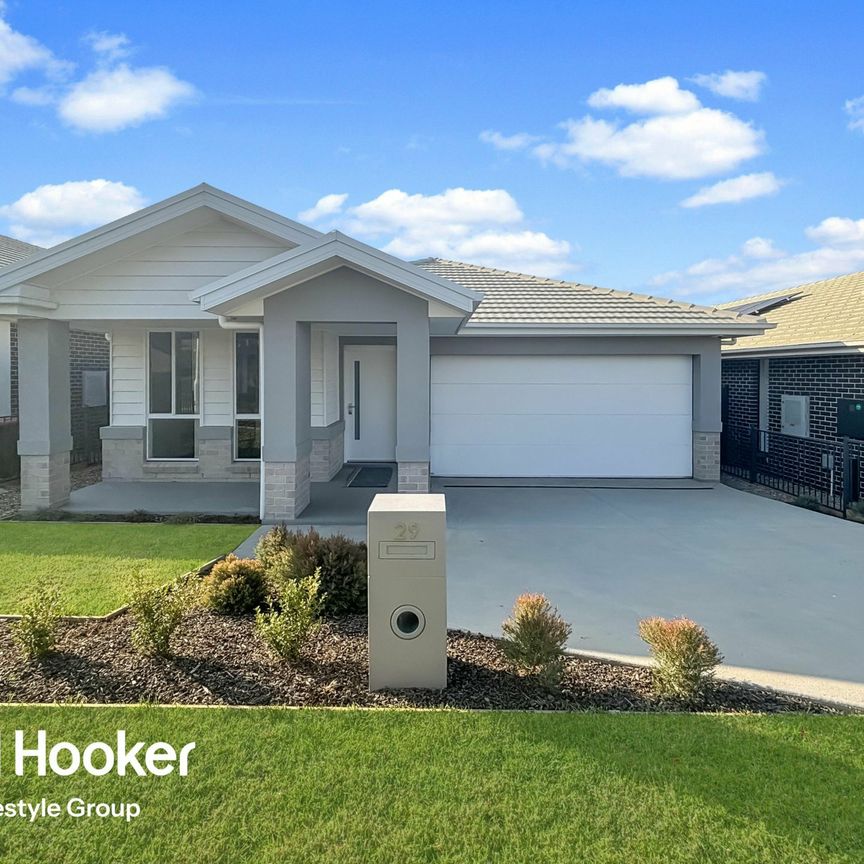 29 Clifton Crescent, Wilton - Photo 1