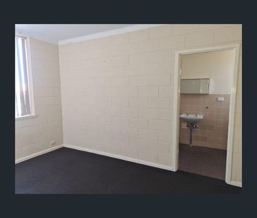 9/2 Kleeman Street, Whyalla, SA 5600 - Photo 3