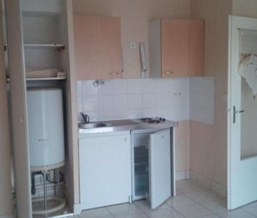 Location Appartement 2 pièces 31m² NANTES 44100 - Photo 2