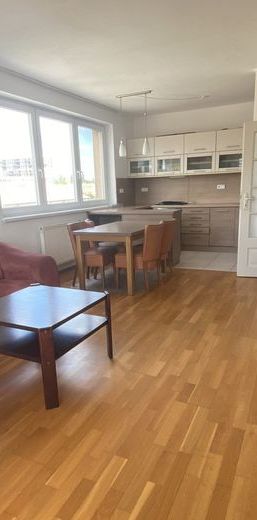Prenájom 2-izbového bytu v Ružinove aj s parkingom - cena vrátane energií - Photo 1