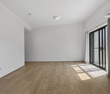 Move In & Enjoy - Enter Via Purkis Street - Photo 3