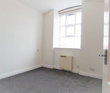 3 bedroom apartment to rent - Photo 3