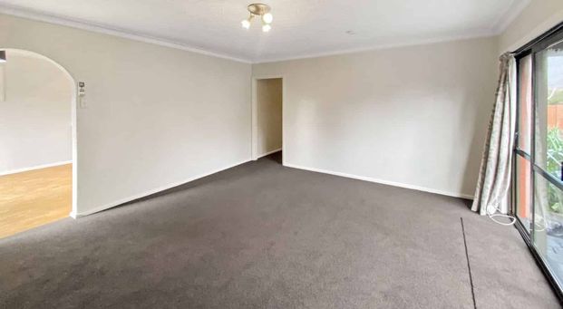 Ideal home in great location! - Photo 1