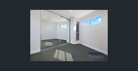 Spacious and Modern! - Photo 2