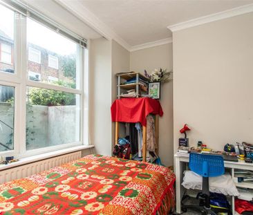 5 bedroom terraced house to rent - Photo 5