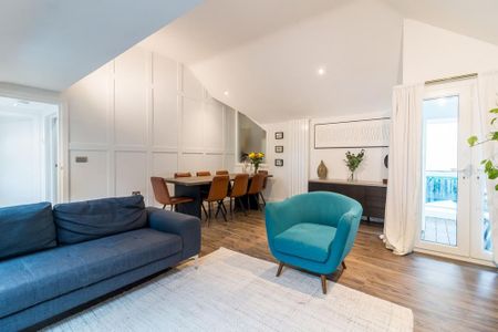 4 bedroom detached house to rent - Photo 4