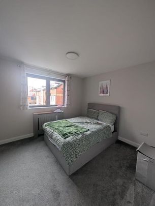 Apartment 2 2 Roseland Place, Donegall Road, Belfast, BT12 5AJ - Photo 1