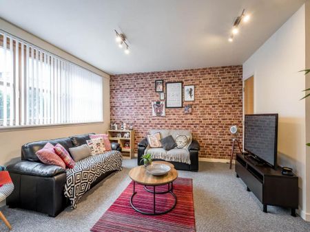 1 bedroom flat to rent - Photo 3