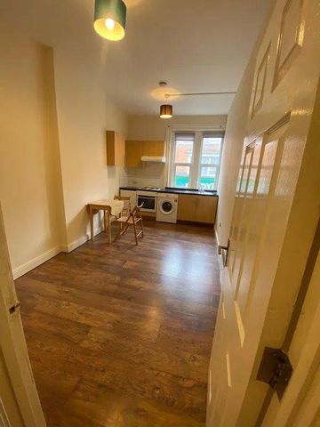 Studio to rent - Photo 4