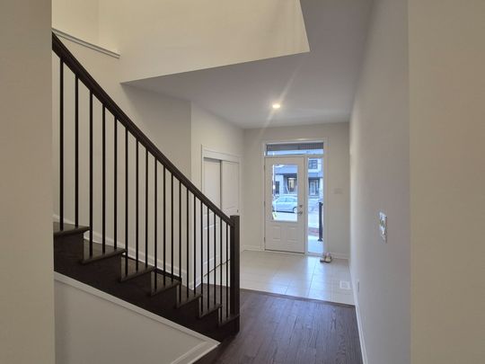 For Lease - 139 INVENTION Boulevard, Kanata, Ontario - Photo 1