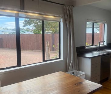 Family Living at its Best - Photo 4