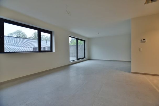 Appartement te huur - Photo 1
