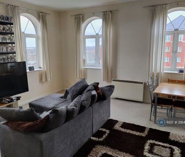 2 bedroom flat to rent - Photo 5