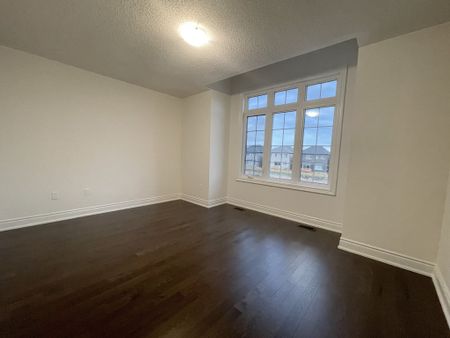 For Lease - 38 Gladmary Drive, Brampton, Ontario - Photo 5