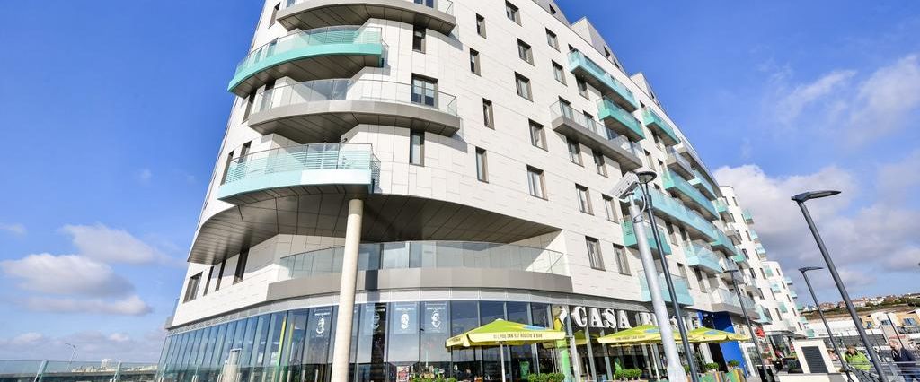 2 bedroom flat to rent - Photo 1