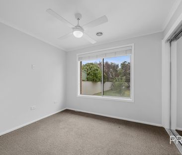 3 Undurra Dr, Glenfield Park NSW 2650 - Photo 3