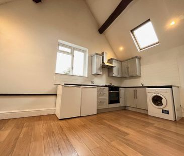 2 bedroom barn conversion to rent - Photo 3