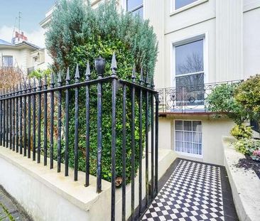 Hanover Crescent, Brighton, BN2 - Photo 3