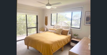 Spacious Family Home in the Heart of Jamberoo - Photo 2