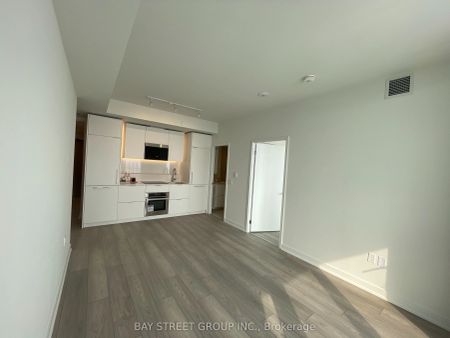 1 Fairview Road E #1413 - Photo 2