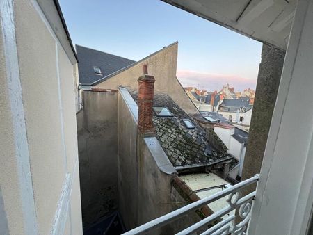 Location Appartement 2 pièces 26m² ORLEANS 45000 - Photo 5