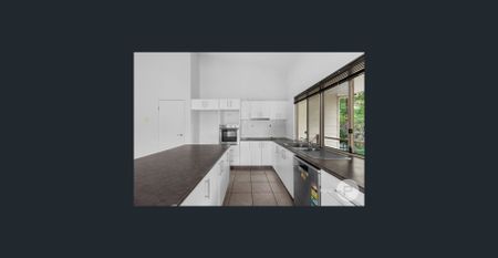 Stunning Family Home In Peaceful Cashmere - Photo 4