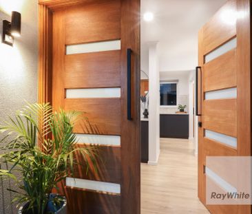 Beautifully Renovated & in a Lovely Position! - Photo 2