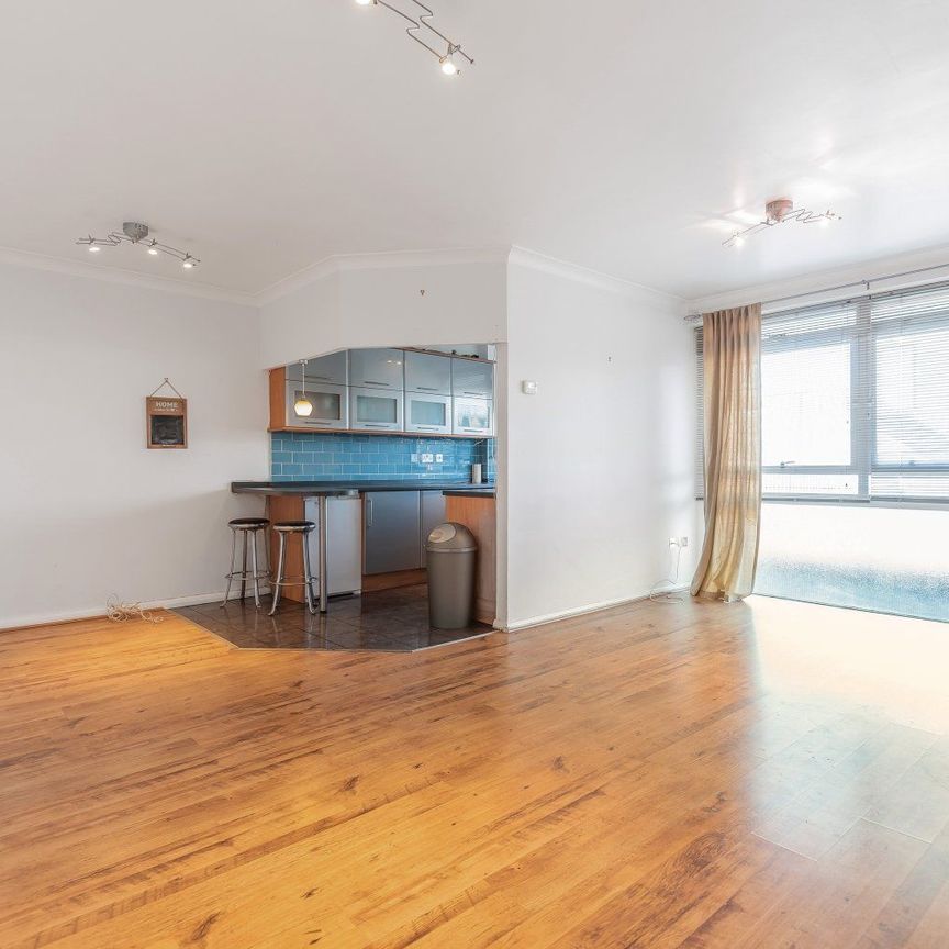 Greenwich High Road, West Greenwich, SE10 - Photo 1