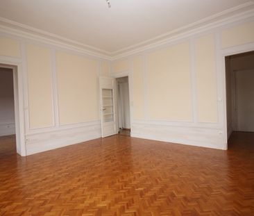 Location Appartement 2 pièces 68m² VICHY 03200 - Photo 2