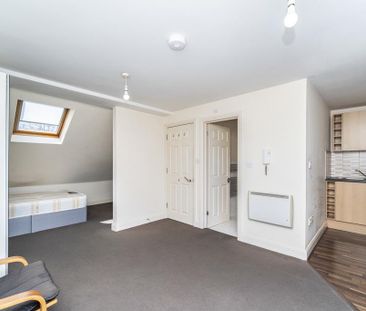 Studio to rent - Photo 4
